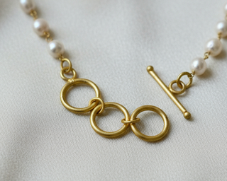 Butterfly Pearl Pendant Necklace – Elegant BoHo Garden Muse Collection