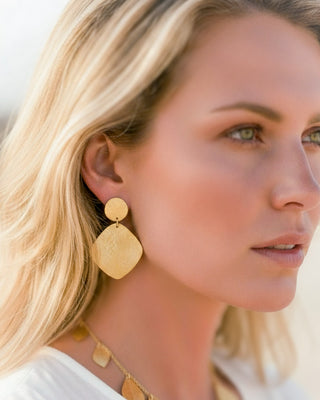 Hammered Gold Disc & Diamond Shaped Earrings – Modern Artisan Drop Design