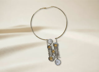 Art-Meets-Fashion: Bold Two-Tone Necklace Set