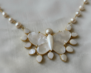 Butterfly Pearl Pendant Necklace – Elegant BoHo Garden Muse Collection